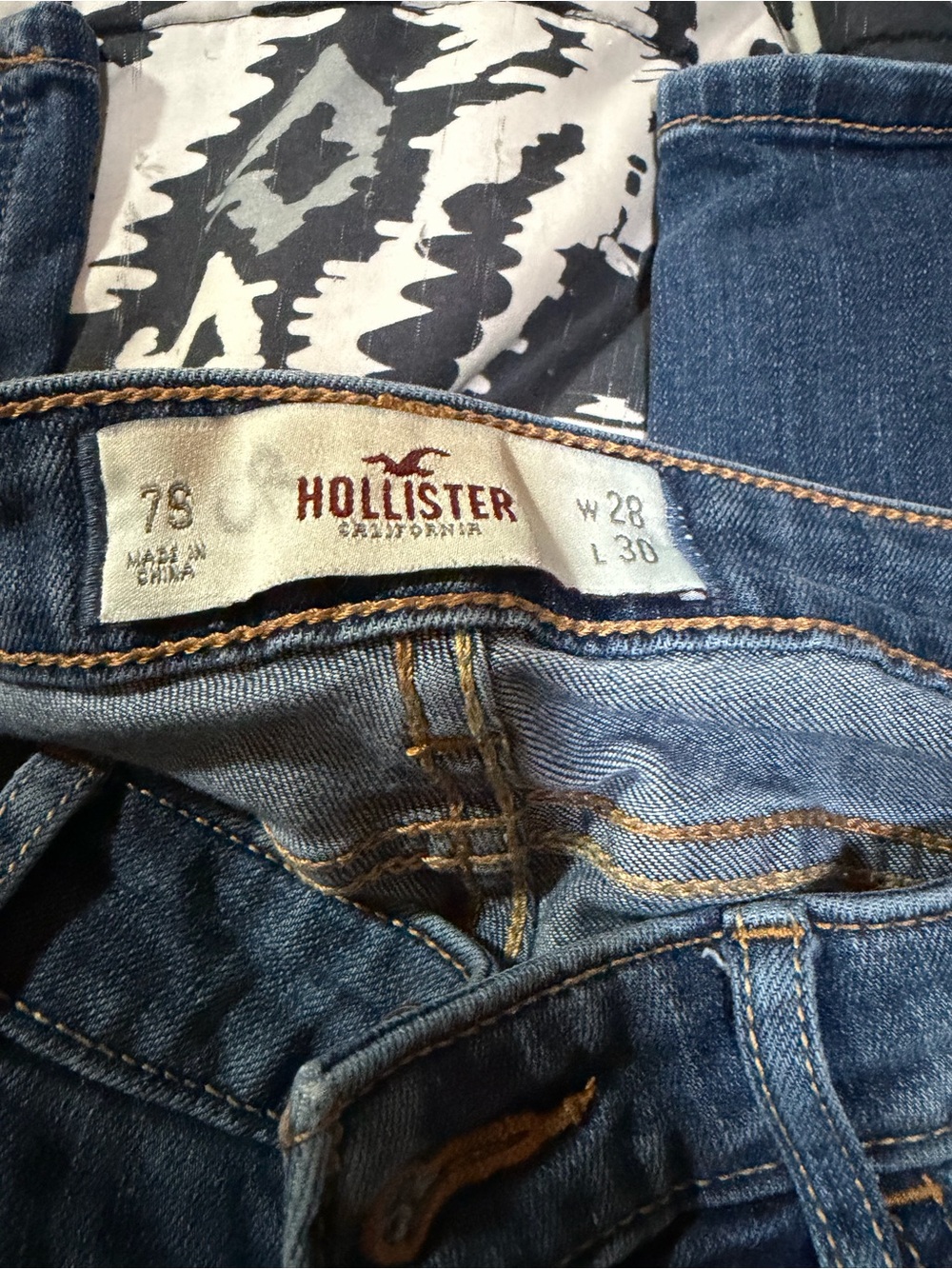 Jeans - Picture 4 of 4